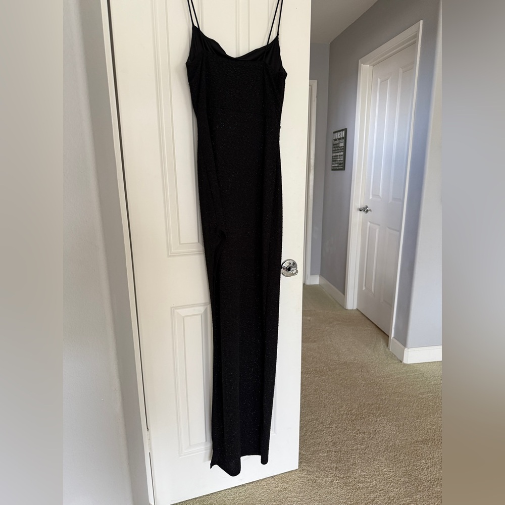 Elegant Black Maxi Dress Glitter and Leg Slit